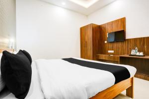 Hotel O The Grand Blue Hotel