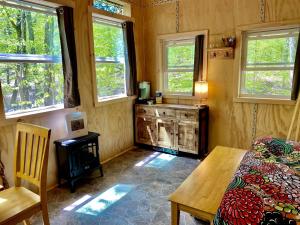 Secluded Tiny House Rental for Glamping in Norwich, Connecticut