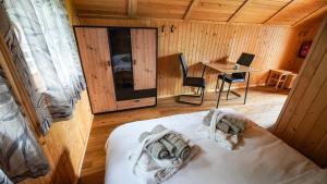 Glamping Avantura- a natural getaway by the Kolpa River