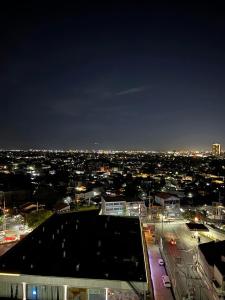 TYL Metrotowne Studio