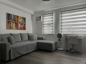 TYL Metrotowne Studio