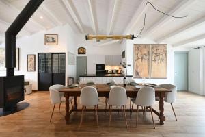 803 Les Tamaris Conviviality