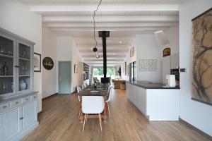 803 Les Tamaris Conviviality