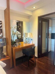 4 Bedroom Luxury Condo in Ortigas