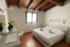 Delightful sea view apartment with veranda