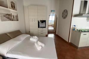 Delightful sea view apartment with veranda