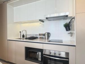 Warmth in Santiago, 4 Min to Moneda Metro Station and Connected