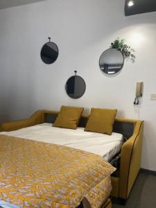 Duplex 32 M With Terrace In Downtown