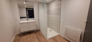 Jolie maison entière 2 chambres 1 jardin