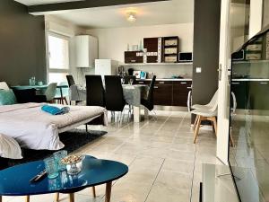 Appartements Snowqueen Hotel Apartment Paris-Disney : photos des chambres