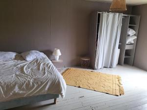 Studio inits simplicity