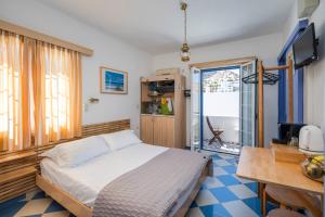 Studio with Balcony room in Bofor Studios & Rooms