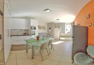 Golfo Gabella Lake Apartments