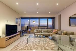 Park Central Residence - Building with Generator