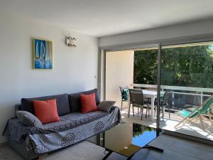 T2 Poulen, climatise vue mer , parking inclus NON FUMEUR