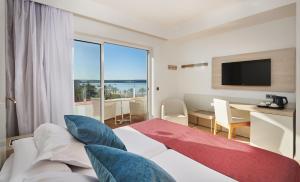 Double Premium Room with Side Sea View (2 adults) room in Grupotel Acapulco Playa - Adults Only