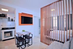 Studio moderno na Praia de Copacabana C062