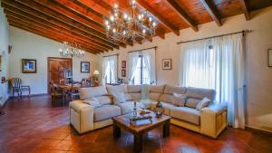 Casa Senorio del Olivar Mijas by Ruralidays