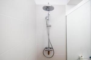 Garsoniera Laguna Stefan Building