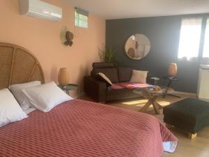 Casa de Patarra gîte dans le maquis avec piscine privée