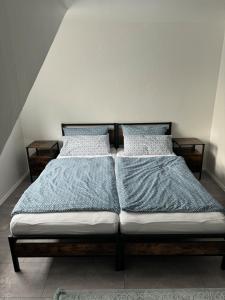 Komplett neu renovierte Wohnung!