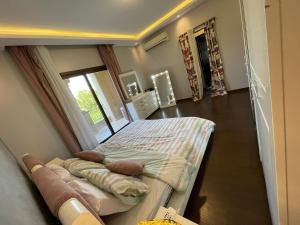 Amazing Villa in Mivida - 3 br