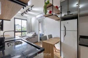 Apto cond c acad. 400m Mercado Municipal NFE1544