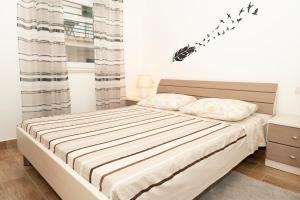 Rabac-quiet and cute apartment with grill,6001