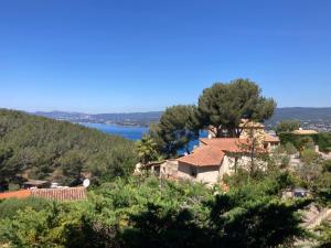 La Madrague du Petit Prince vue mer époustouflante et jardin