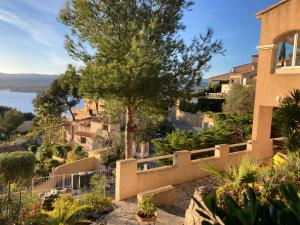 La Madrague du Petit Prince vue mer époustouflante et jardin