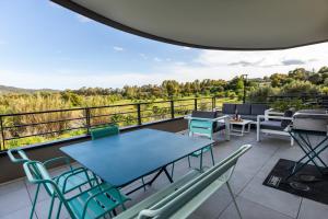 La Clé Terrasse, Proche port,centre, parking,clim