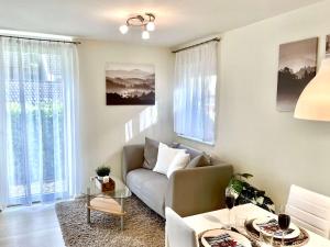 RelaxApartments BLACK FOREST DIAMOND direkt an der Hornberger Freilichtbühne - Sonnenterrasse mit Blick auf das Hornberger Schloss, schnelles Internet, für bis zu 2 Personen