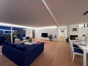 seeglueck SEESEHNSUCHT - Exklusive Ferienwohnung mit Kamin Whirlpool-Badewanne und Seeblick auf der Halbinsel Höri