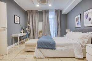 Easylife - Elegante e rifinito appartamento vista Duomo in Piazza San Babila