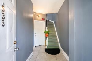 Newark 3BR Gem - Near NYC - & Attractions