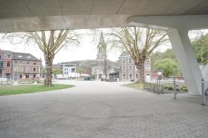 Gîte dartiste, Riverside