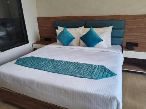 The Aureum-A Unit of Sandy Blossom