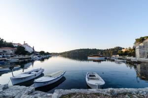 apartments lorena mljet