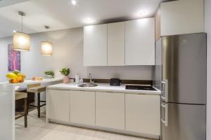 Lumina apartments near Warsaw Uprising Museum