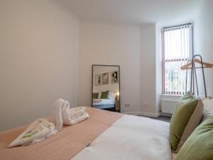 Pass the Keys Stay in Glasgow South