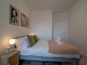 Pass the Keys Stay in Glasgow South