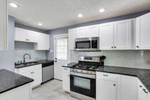 The Lucky 7s Inn-5 Beds