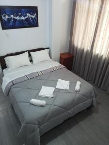 Habitación cama QUEEN