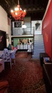 Very central Artist rooms