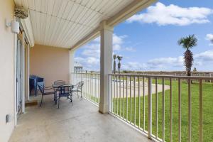 Dauphin Island Beach Club 109