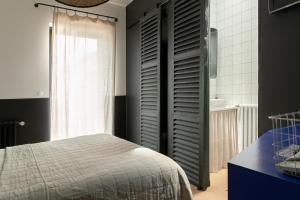 Sejours chez l'habitant Chambre avec salle de bain et acces independant : Chambre Double avec Salle de Bains Privative