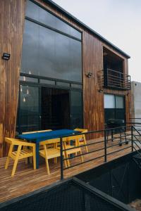 Palace in Samai - Wood