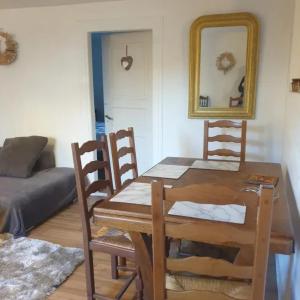 Maison spacieuse à Sainte-Croix-en-Plaine avec jardin