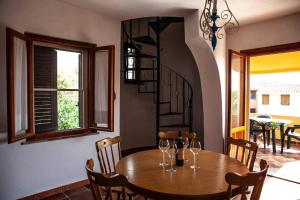 Casa Vacanze a 200 mt spiaggia con 5 camere 2 bagni e 10 posti letto