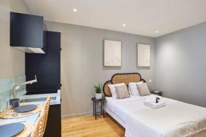 Residence centre de Paris by Studio prestige